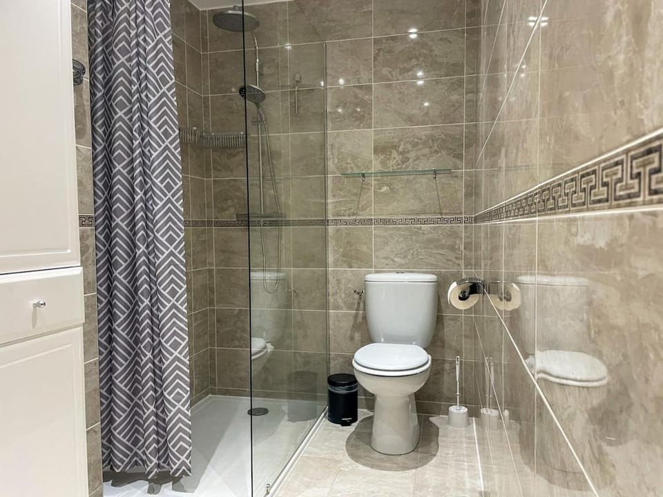 Casa de Papel Ponote - WiFi Ground floor Apartment in Auvergne-Rhône-Alpes