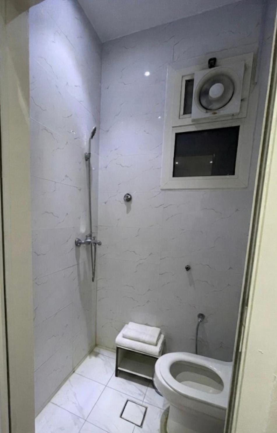 Shared appartment -Private Room with bathroom Vacation rental in Riyadh