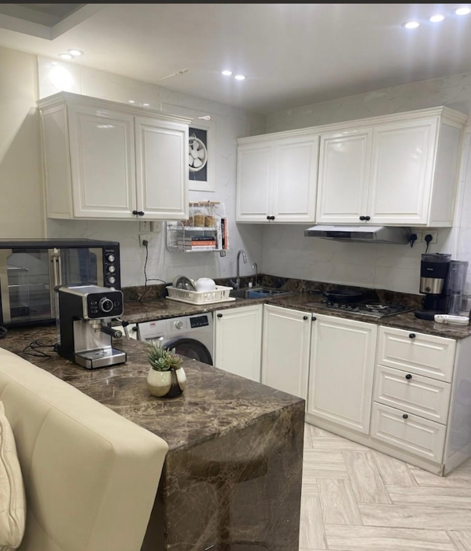 Shared appartment -Private Room with bathroom Vacation rental in Riyadh