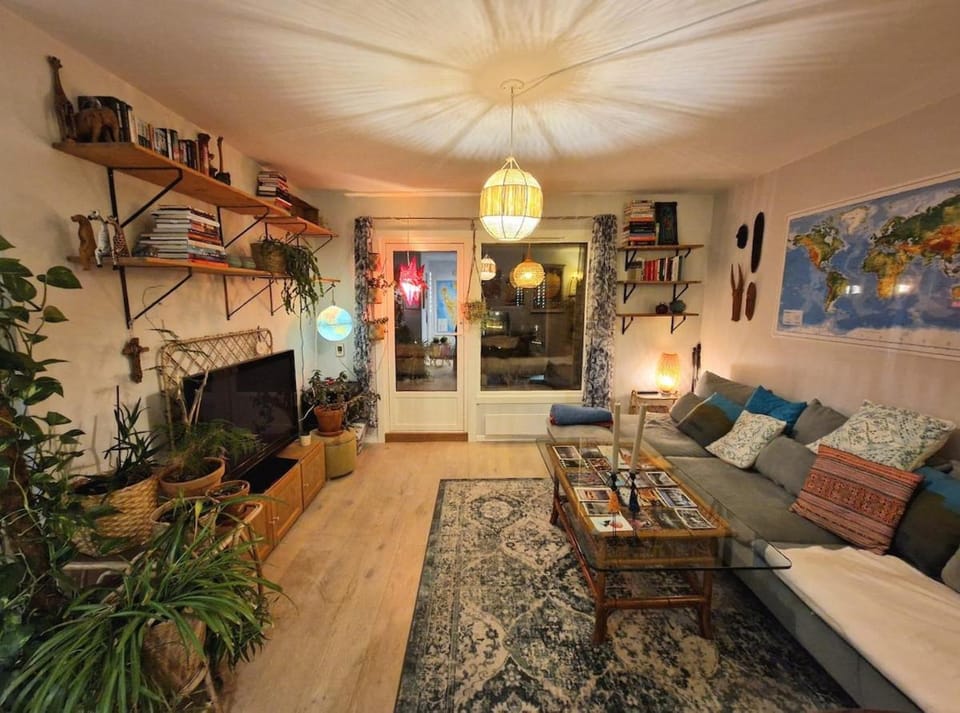 Bohemian Home with Soul Apartment in Oslo
