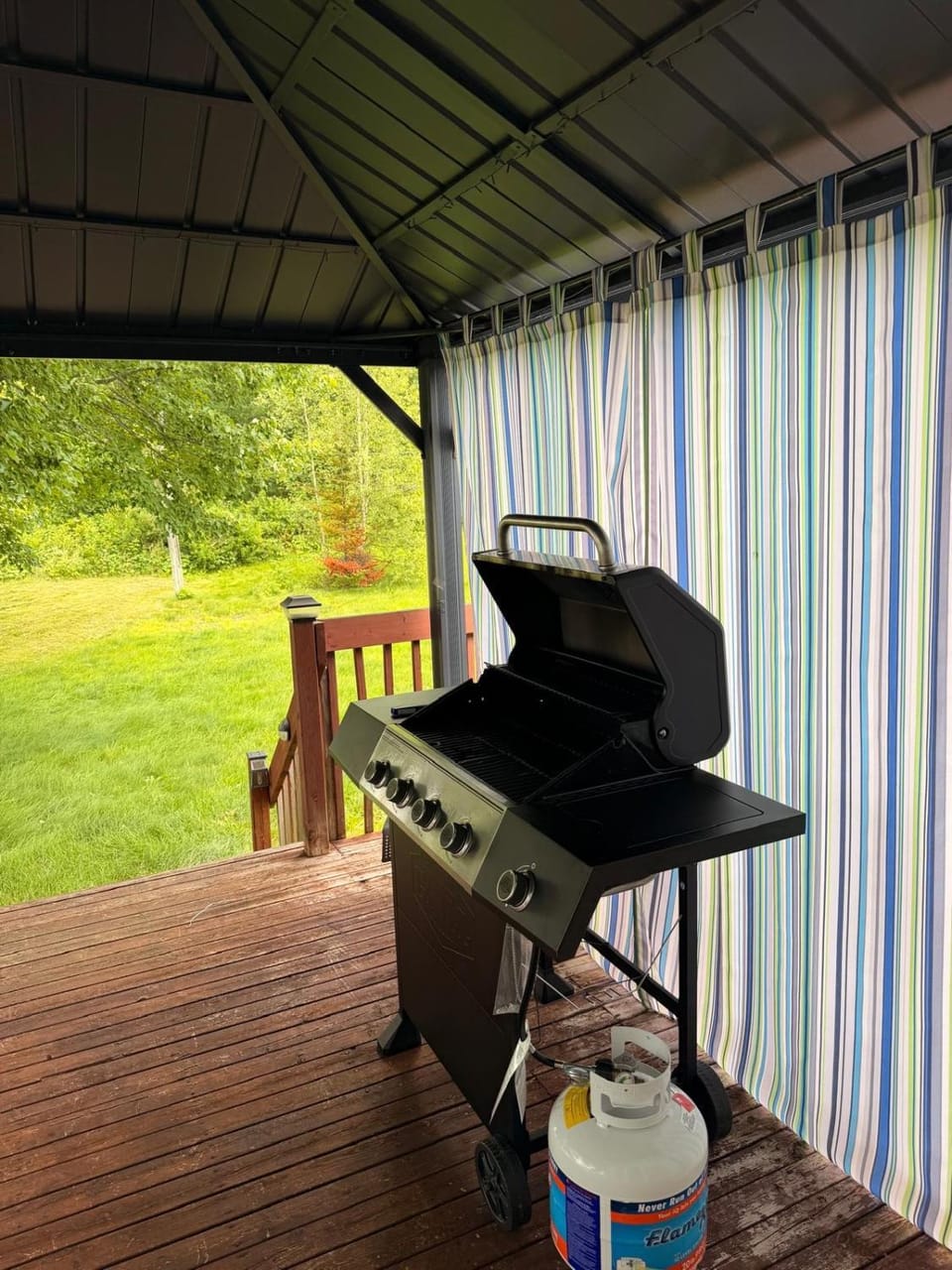 Cue & couch retreat House in Dieppe