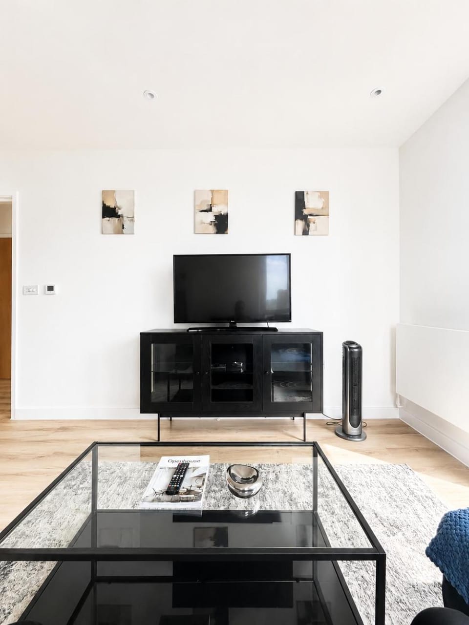 Communal lounge/ TV room, TV and multimedia, Living room