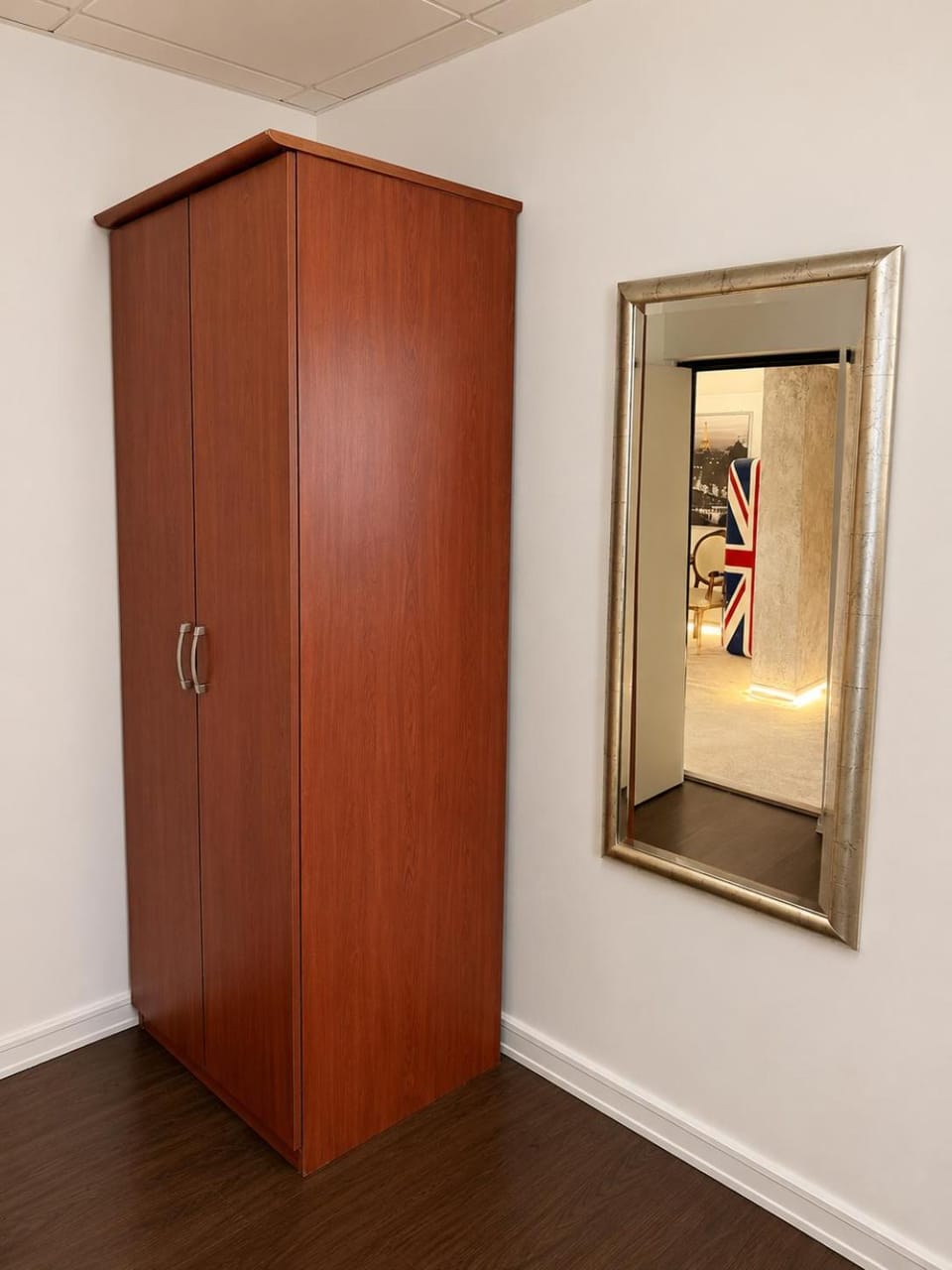Decorative detail, wardrobe