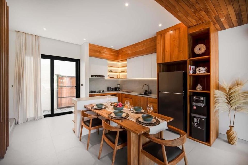 Six Palm 1 - 2BR Villa Rooftop Near Padang Beach, Uluwatu Villa in Bali