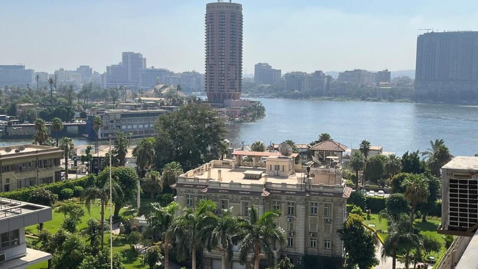 Luxury 7-Star Sheraton Nile View Apartment in Cairo
