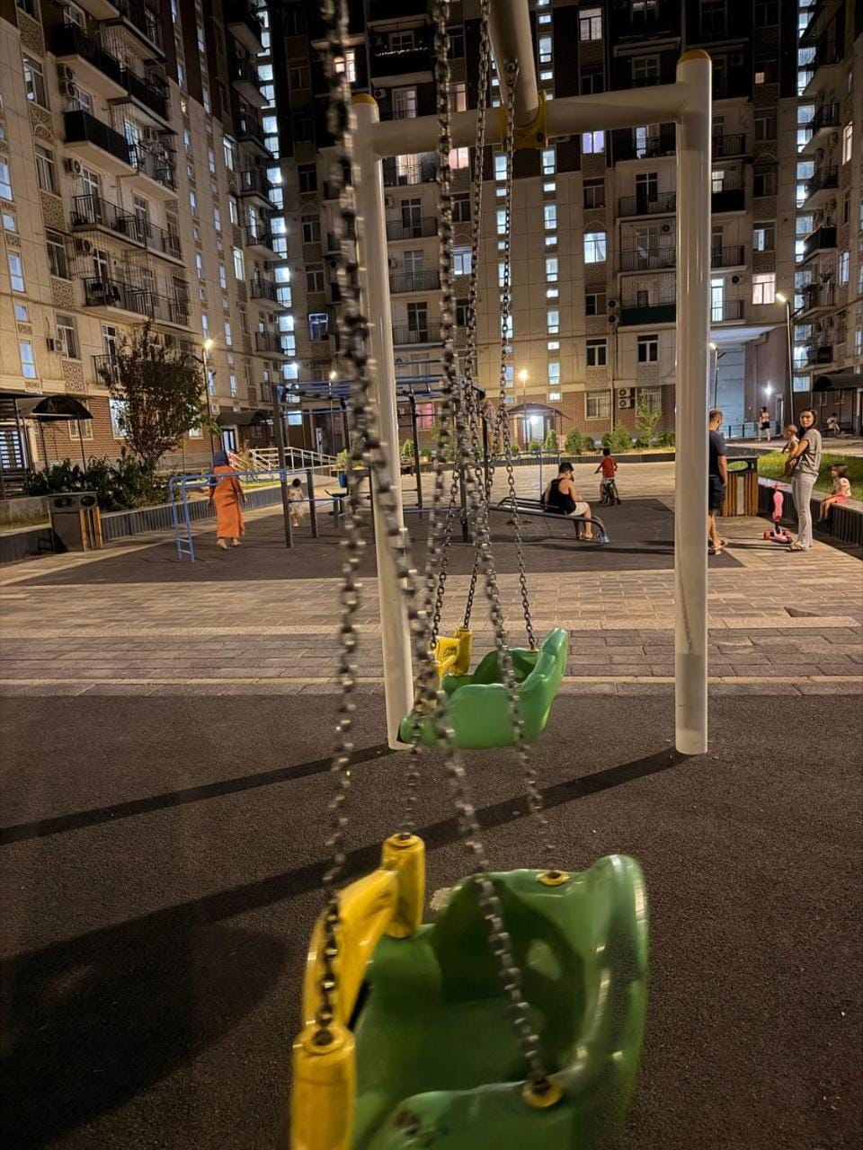 Night, Children play ground