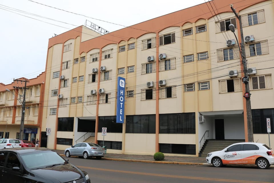 Property building, Street view