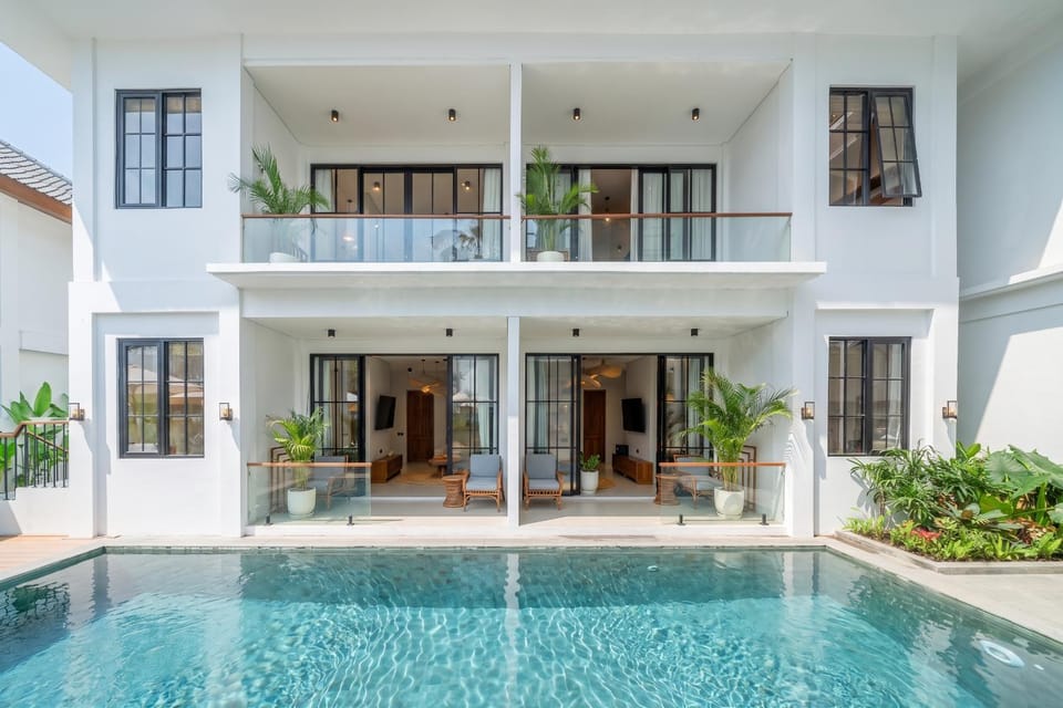 Property building, Swimming pool