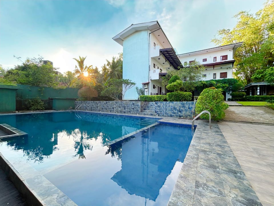 ilamparuma Hotel Bed and Breakfast in Southern Province