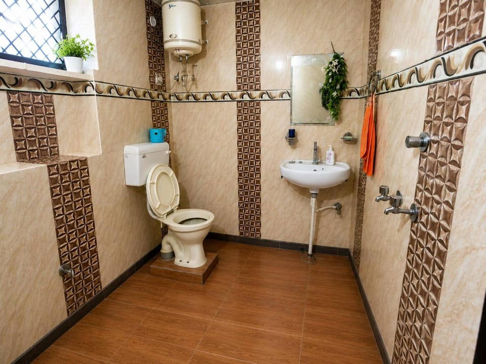 Heritage Private Room in a Bungalow,WiFi,Kitchen Vacation rental in Uttar Pradesh