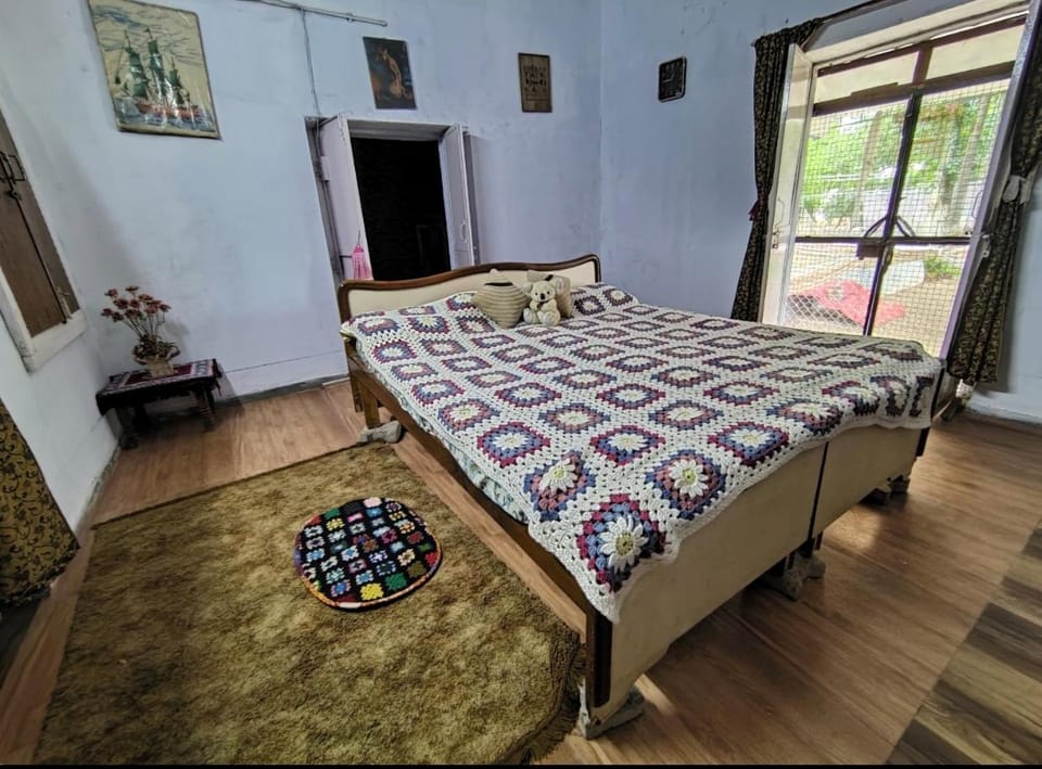 Heritage Private Room in a Bungalow,WiFi,Kitchen Vacation rental in Uttar Pradesh