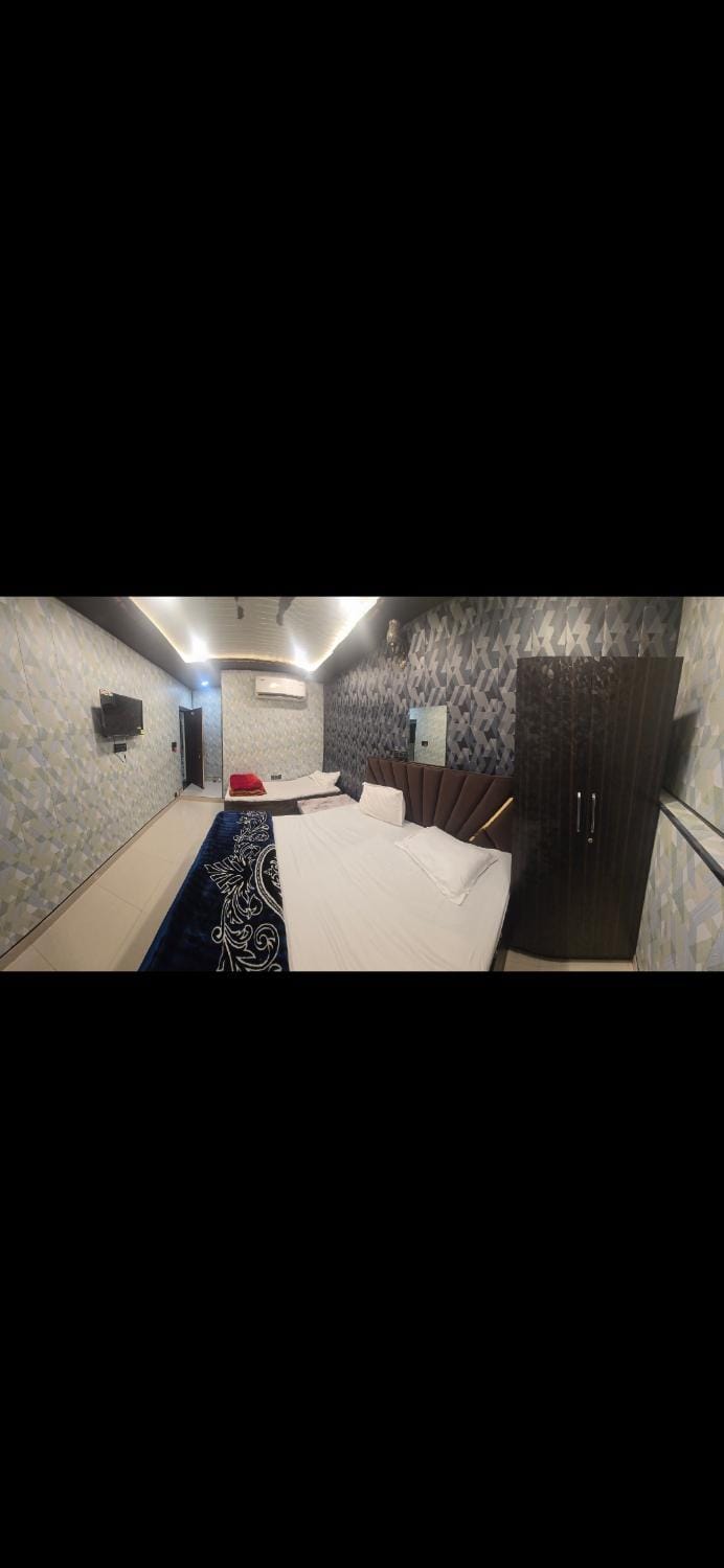 Aashvi Guest House Bed and Breakfast in Uttar Pradesh