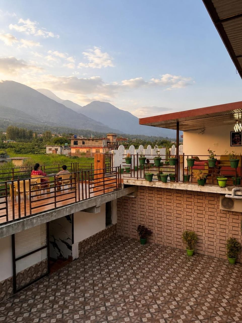 Aroha Hills 2BHK Mountain Retreat in Dharamshala Apartment in Himachal Pradesh
