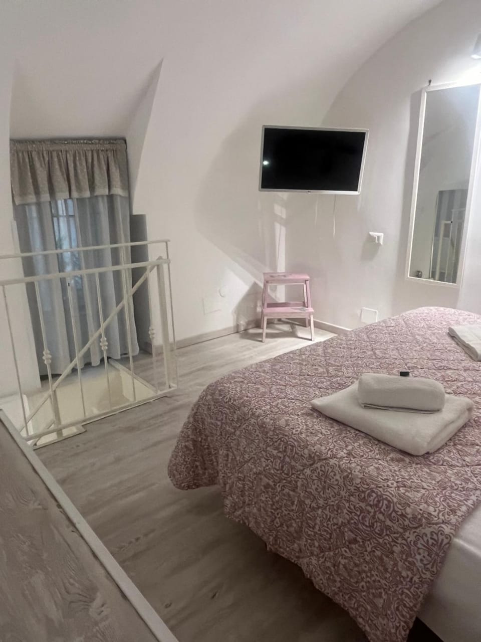 Casetta Piazza Plebiscito Bed and Breakfast in Naples