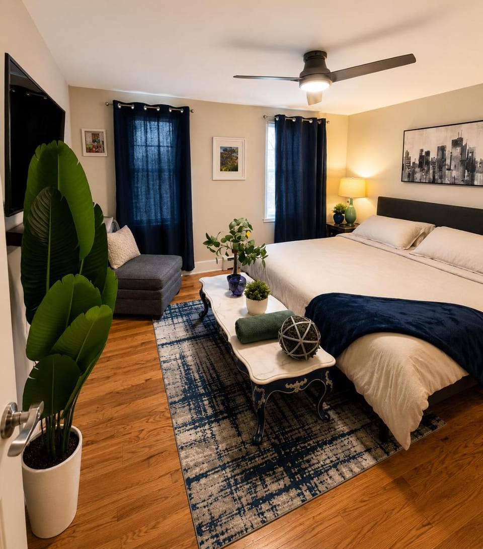 Bed, Photo of the whole room, Bedroom