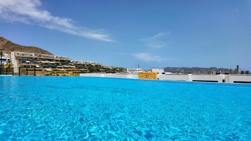 Swimming pool, Swimming pool