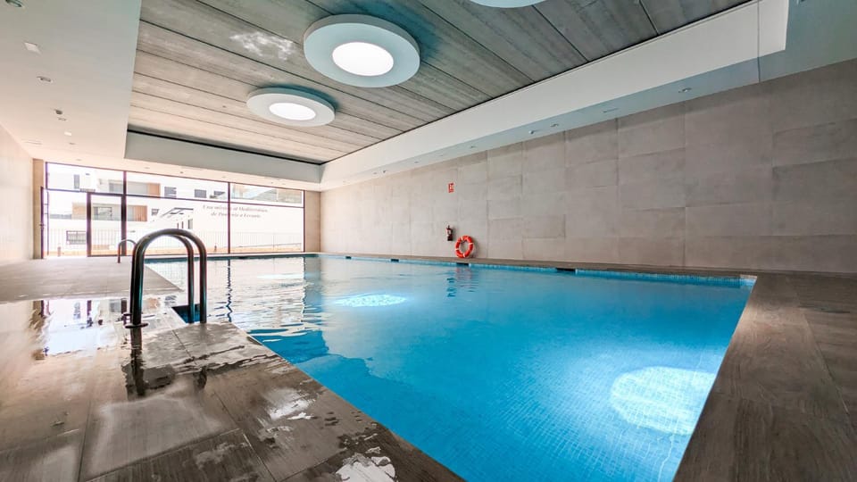 Swimming pool, Swimming pool