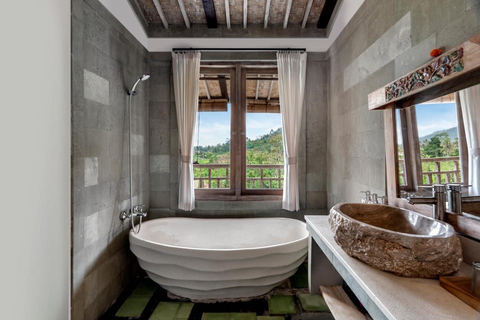 Bathroom, Bath