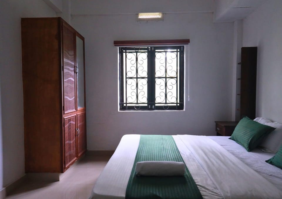 Hills and Views Rooms & Backpackers Hostel Hostel in Kerala