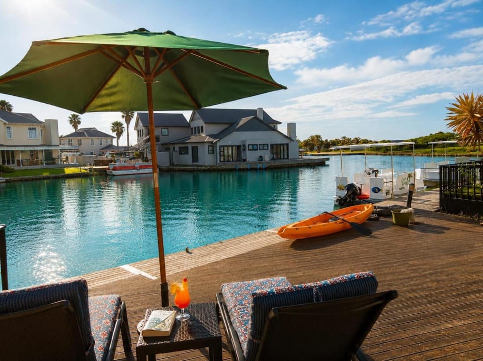 Patio, Activities, Balcony/Terrace, Aqua park, sunbed