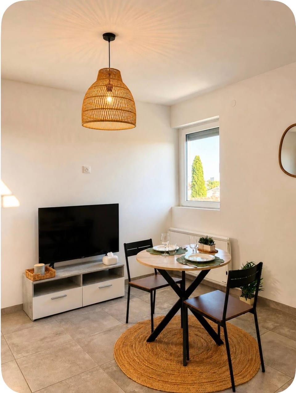 Studio Bali Escape à 5mn du Groupama Stadium Apartment in Auvergne-Rhône-Alpes