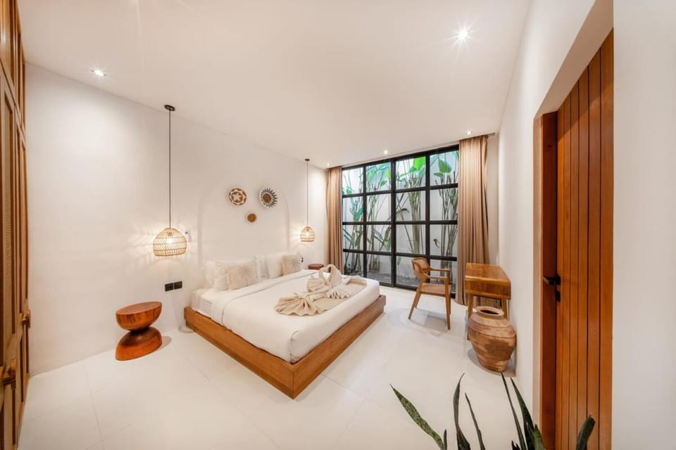 Gold Rise Villa 2BR Tropical Paradise Near Ubud Villa in Abiansemal