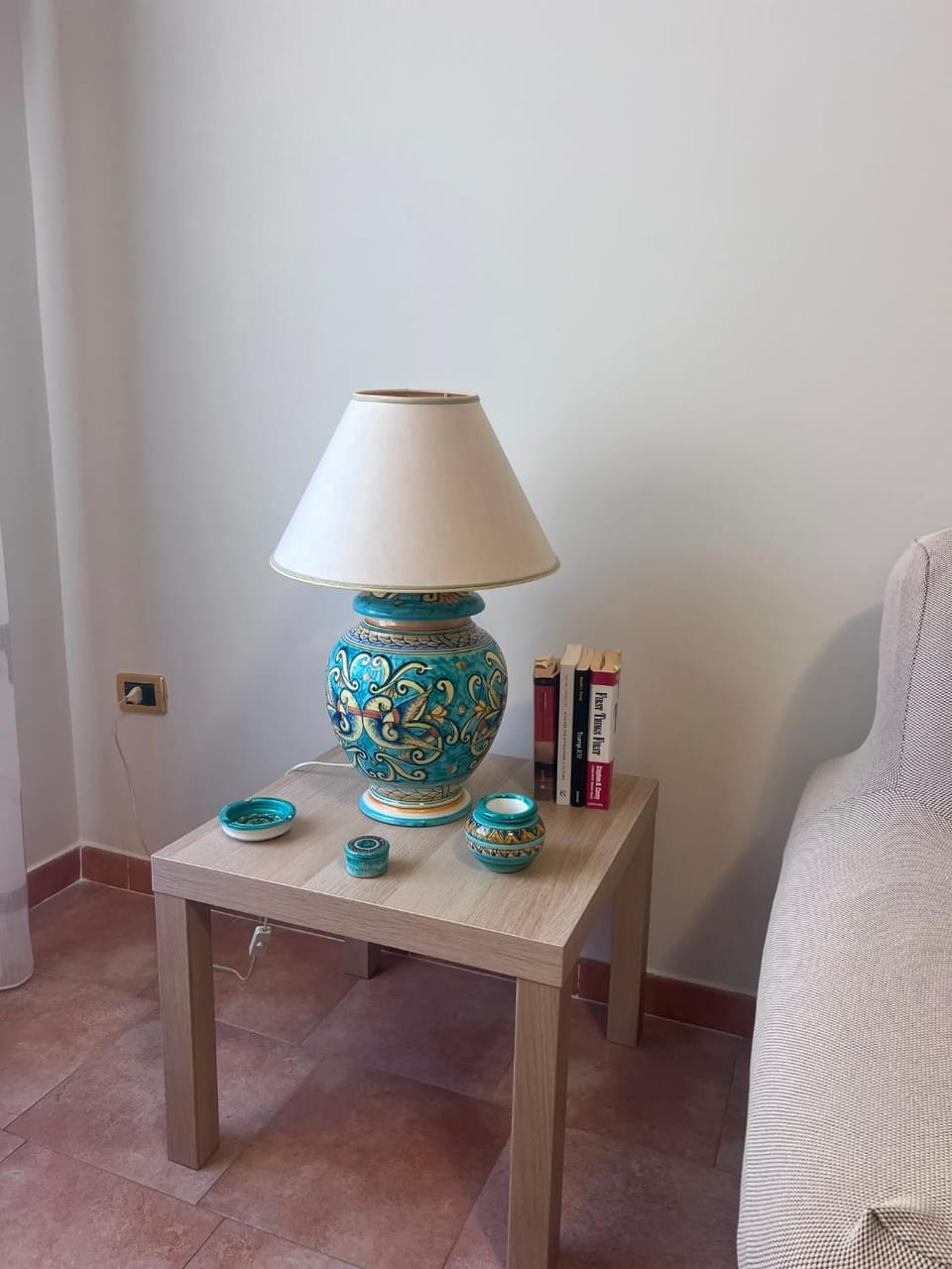 Living room, Decorative detail, Seating area