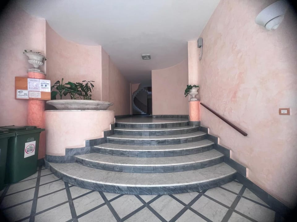 Inner courtyard view