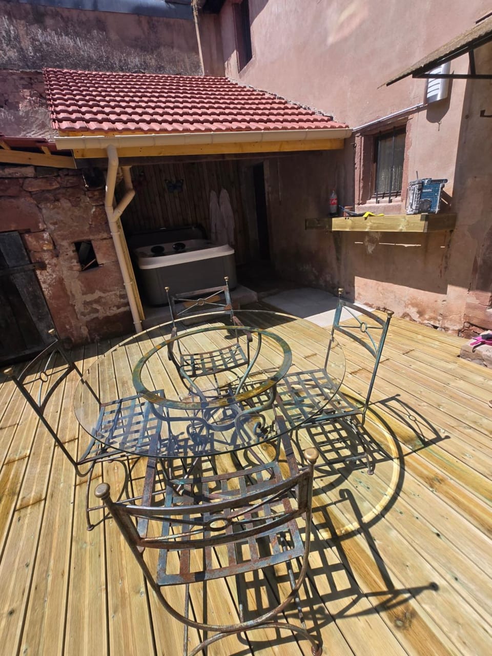 Inner courtyard view