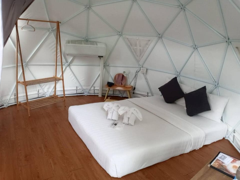 River hill khaoyai homestay Luxury tent in Thailand
