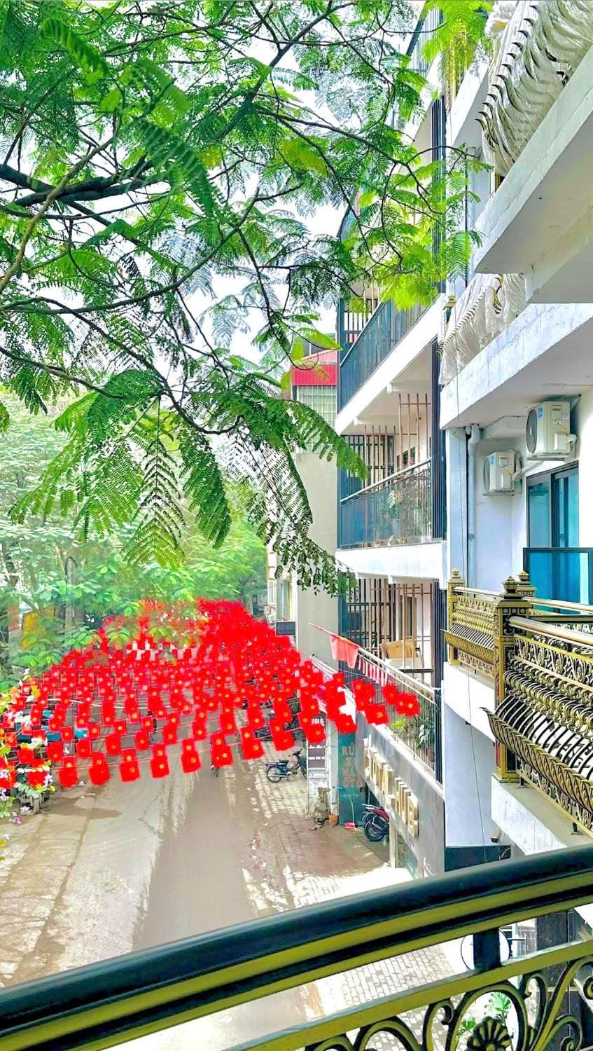 Property building, View (from property/room), View (from property/room), Quiet street view