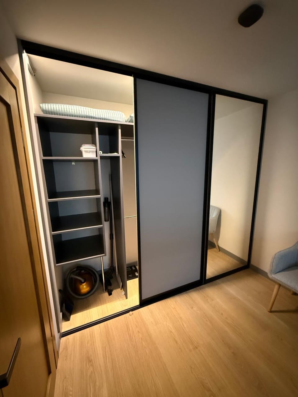 wardrobe