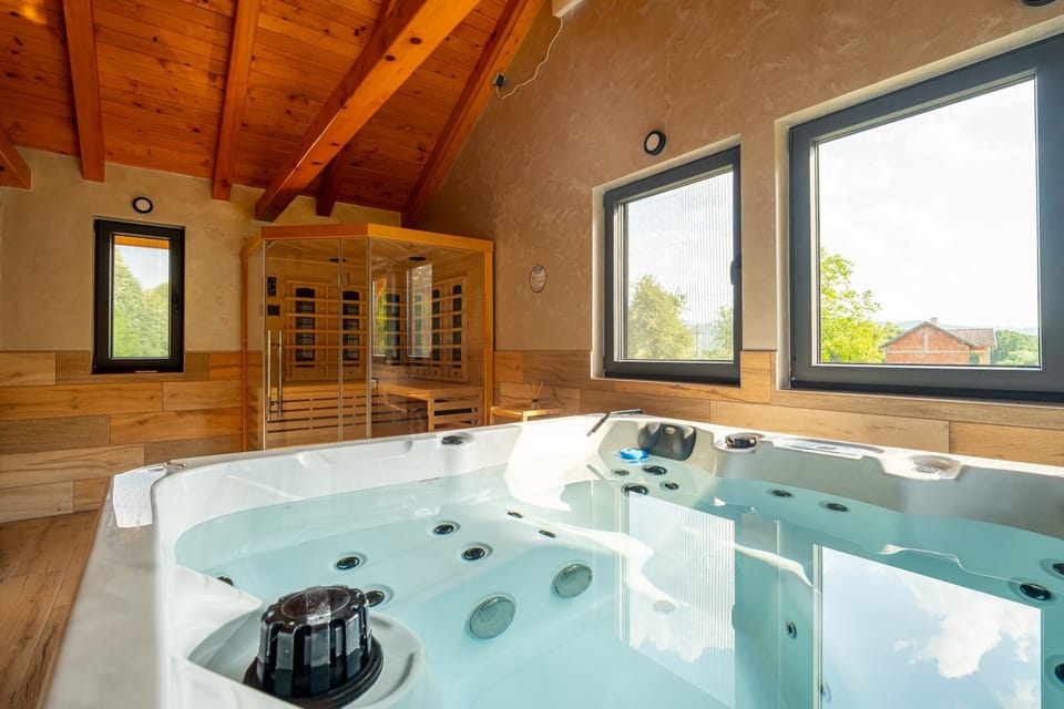 Kuća za odmor Vrata Papuka Villa in Croatia