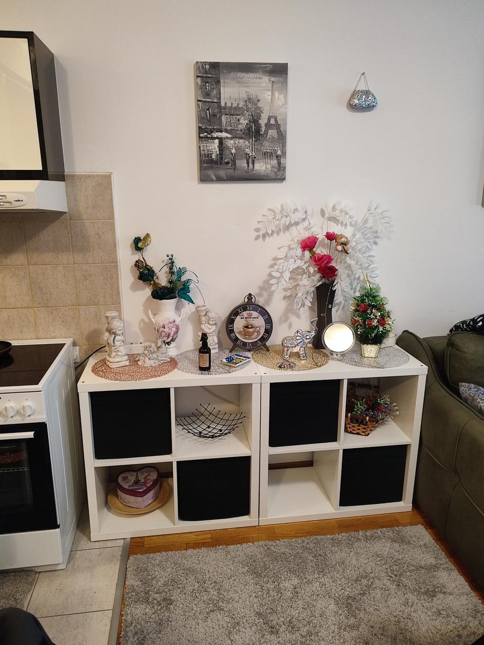 Living room, Decorative detail