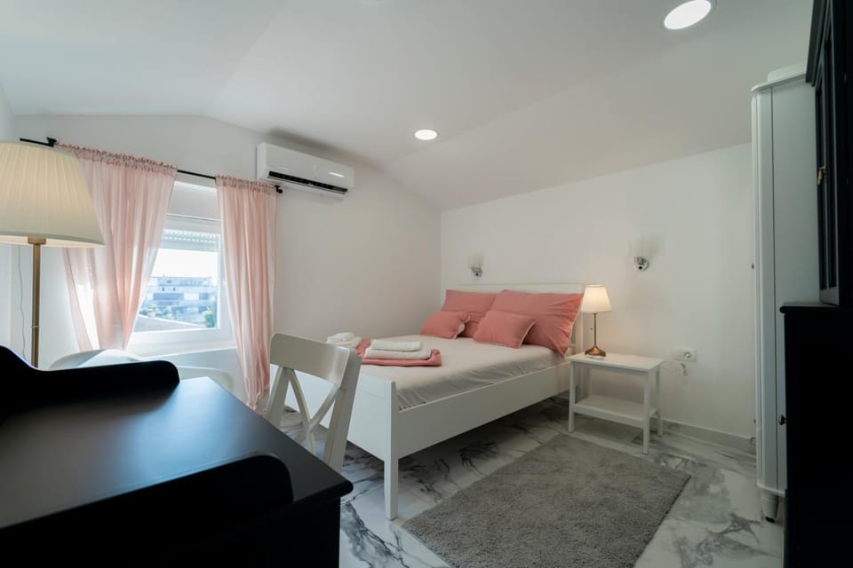 The Crown of Borelli - Grand Penthouse in Zadar Old Town Apartment in Zadar