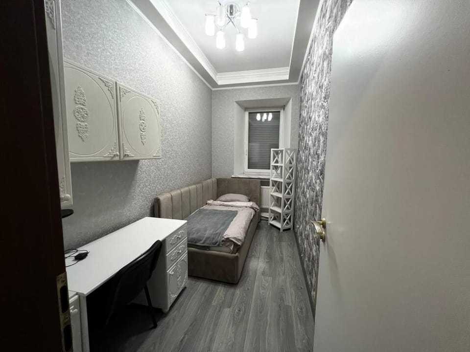 Femily Haven 5-Room Apartment Apartment in Odessa