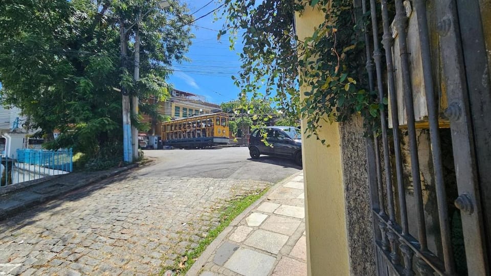 Day, Neighbourhood, Street view, Location, Parking