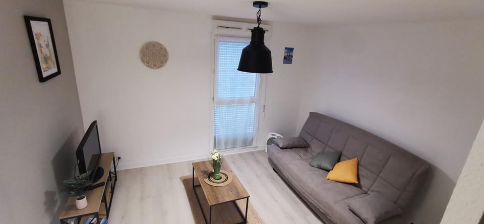 Blois Cozy Studio Apartment in Blois