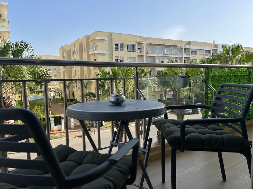 Patio, Day, View (from property/room), Balcony/Terrace, Dining area