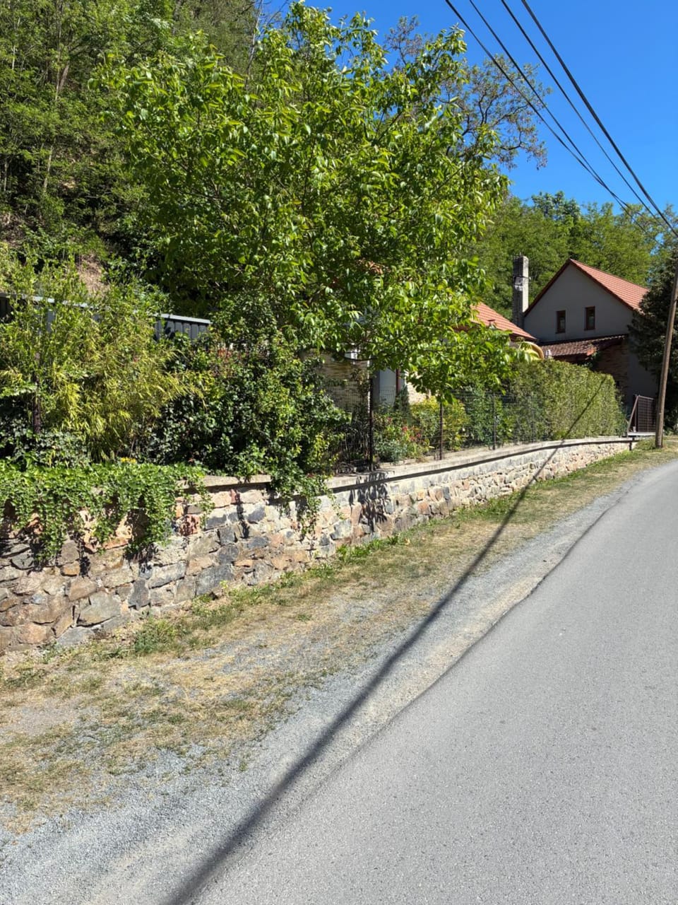 Domek se zahrádkou House in Czechia