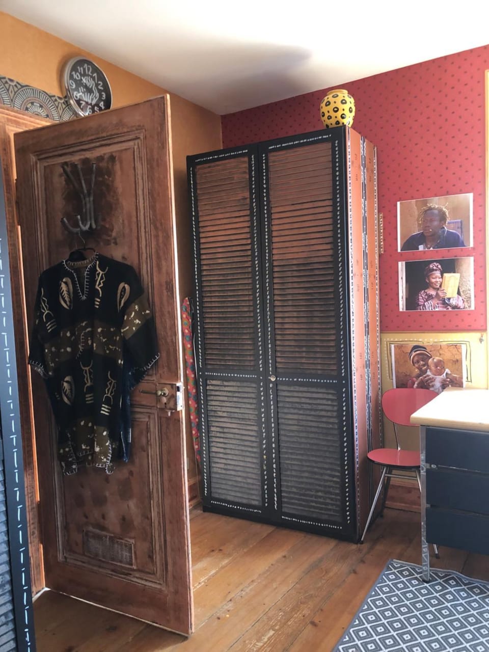 Bedroom, wardrobe
