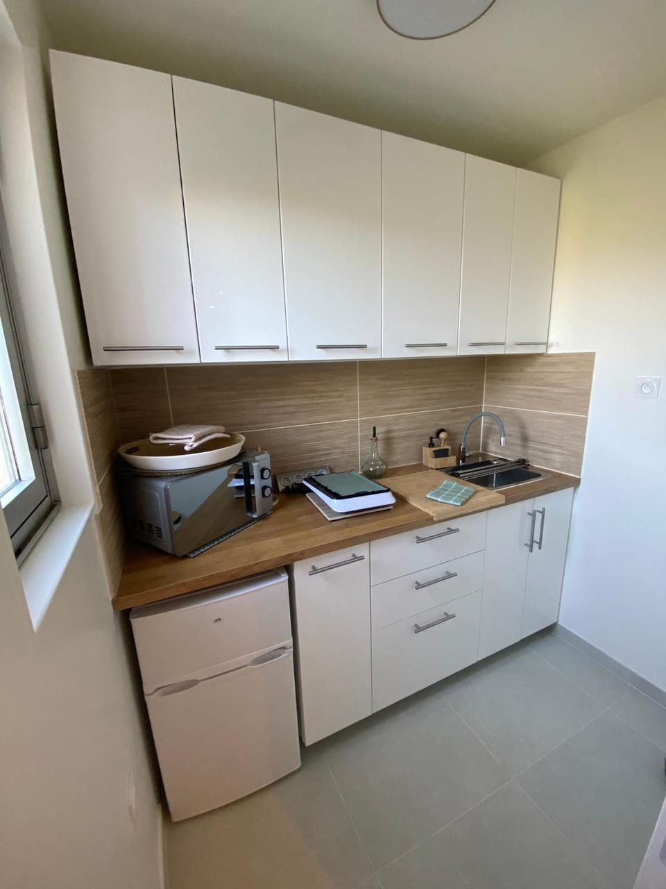 microwave, stove
