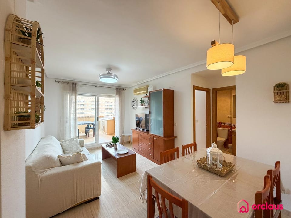Living room, Seating area, Dining area, air conditioner