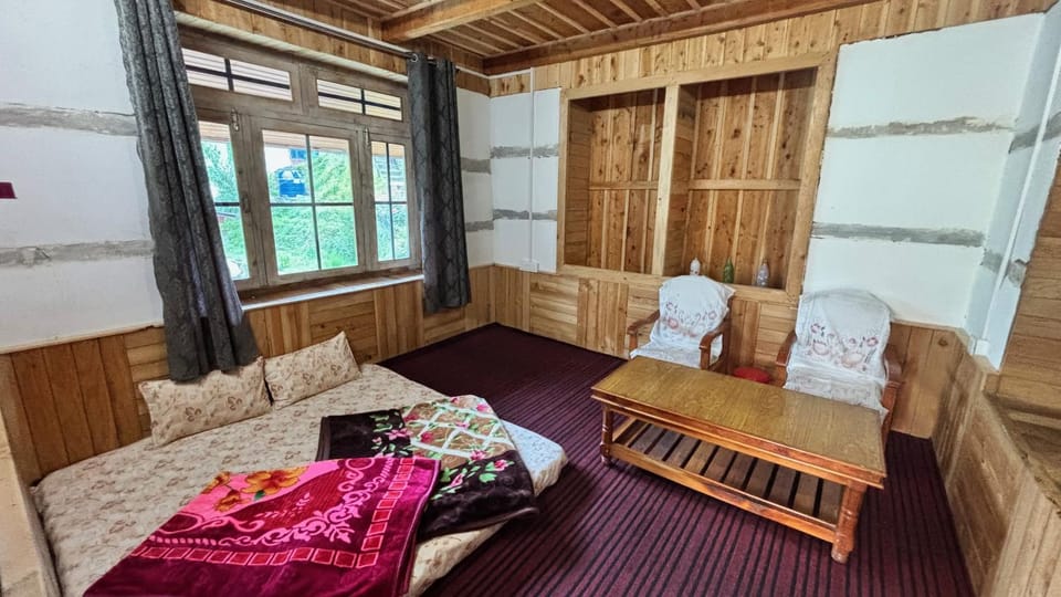 Prakriti Homestay & Cafe Vacation rental in Himachal Pradesh