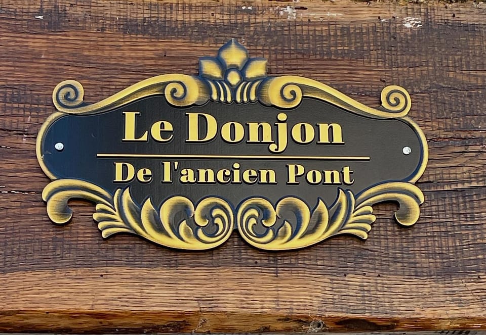 Decorative detail