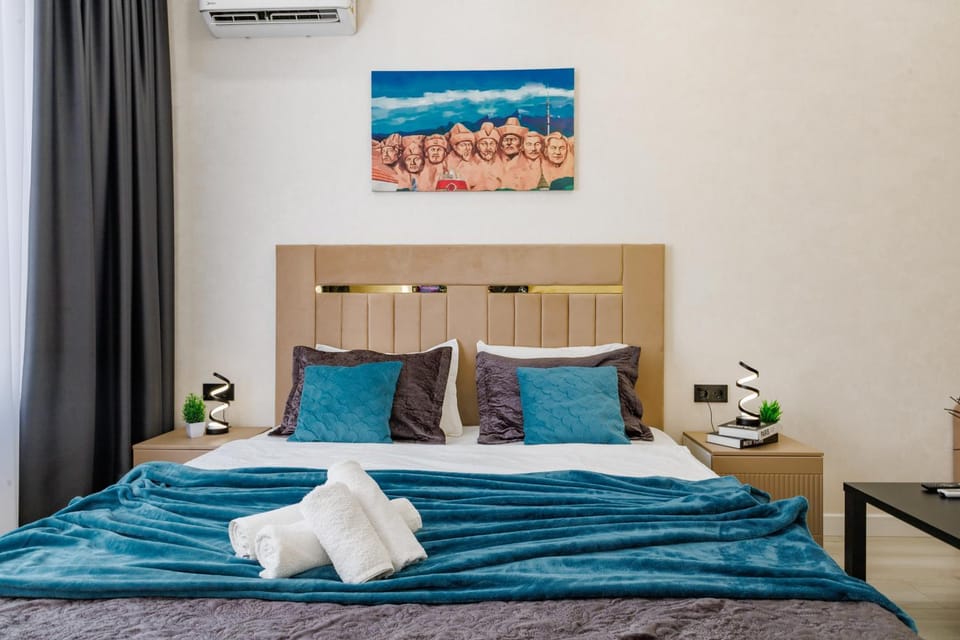GreenLine Terra Khan Shatyr black Windom Apartment in Kazakhstan