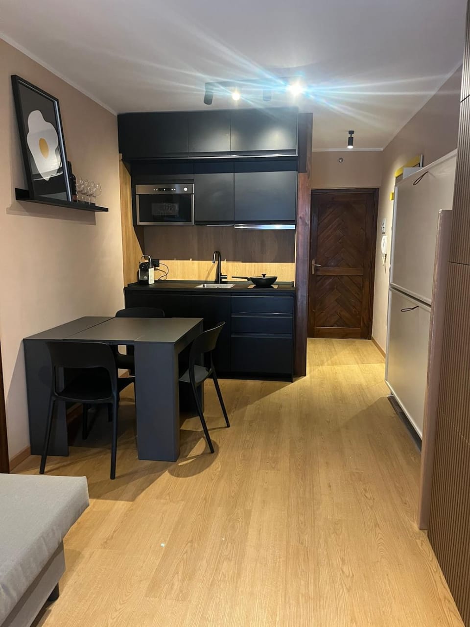 Kitchen or kitchenette, Living room, Seating area, Dining area, minibar, oven