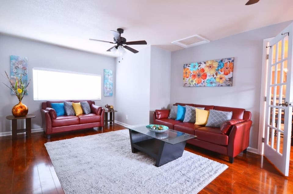 5 bdrm Near Belmar - Dining Shops Movie Theater Entertainment & Red Rocks House in Lakewood