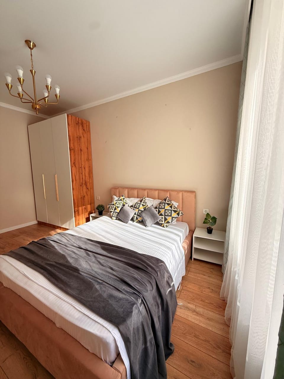 Bed, Photo of the whole room, Bedroom, wardrobe