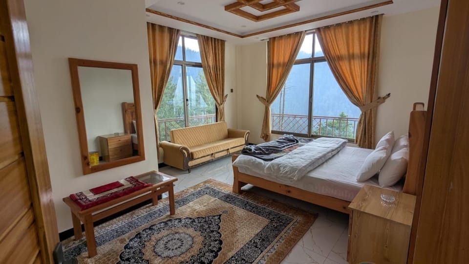 Natural landscape, Photo of the whole room, Bedroom